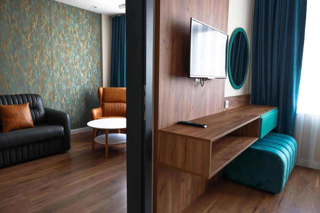 Nafron Hotel Prizren Exterior foto